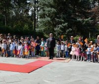 13.04.2017-Во Кабинетот на Претседателот на Република Македонијa се одржа церемонија на свечено менување на државното знаме.