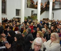 07.01.2015-Покровител на божикниот концерт е сопругата на претседателот на Република Македонија, г-ѓа Маја Иванова.